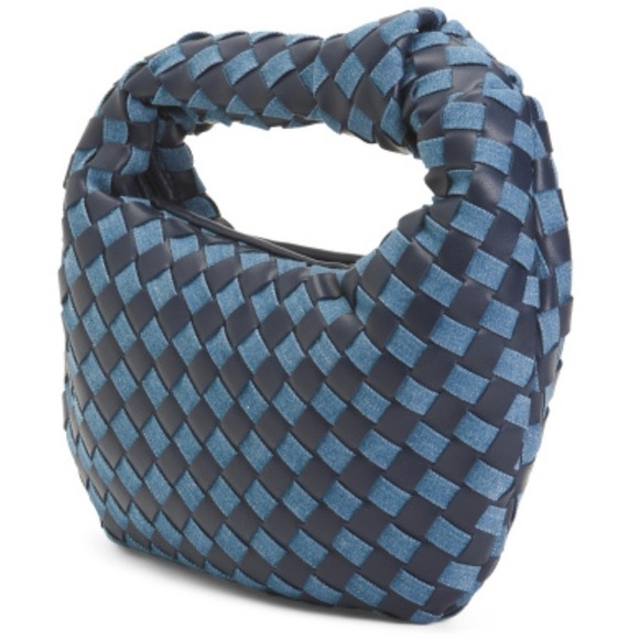 ๐๐NWT-URBAN EXPRESSIONS DENIM TRACY WOVEN KNOT CLUTCH๐๐ - Picture 5 of 17